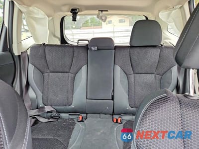 Zdjęcie 10 z 14 samochodu: 2019 SUBARU FORESTER PREMIUM VIN:JF2SKAGC4KH496399 - miniatura