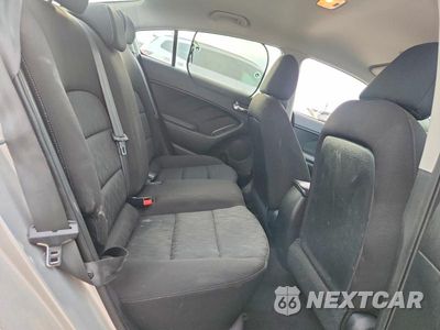 Zdjęcie 10 z 12 samochodu: 2014 KIA FORTE VIN:KNAFK4A68E5248339 - miniatura