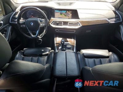 Zdjęcie 8 z 13 samochodu: 2019 BMW X5 XDRIVE40I VIN:5UXCR6C54KLL38627 - miniatura