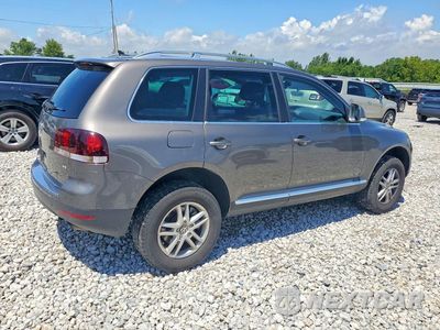 Trzecie zdjęcie samochodu z tyłu: 2008 VOLKSWAGEN TOUAREG 2 V6 VIN:WVGBE77L28D038977 - miniatura