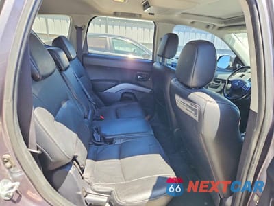 Zdjęcie 11 z 13 samochodu: 2009 MITSUBISHI OUTLANDER XLS VIN:JA4MT41X09Z005570 - miniatura