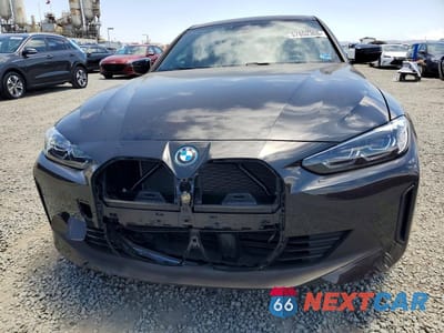 Piąte zdjęcie samochodu w środku: 2024 BMW I4 XDRIVE 40 VIN:WBY83FB06RFR94558 - miniatura