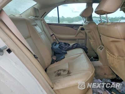Zdjęcie 10 z 12 samochodu: 1999 MERCEDES-BENZ E 320 VIN:WDBJF65HXXA865792 - miniatura