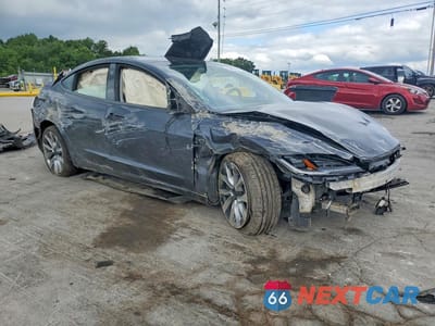 Czwarte zdjęcie samochodu z boku: 2024 TESLA MODEL 3 VIN:5YJ3E1EB1RF814705 - miniatura