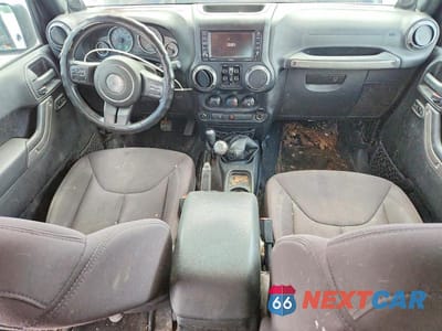 Zdjęcie 8 z 13 samochodu: 2014 JEEP WRANGLER UNLIMITED SPORT VIN:1C4HJWDG0EL138346 - miniatura