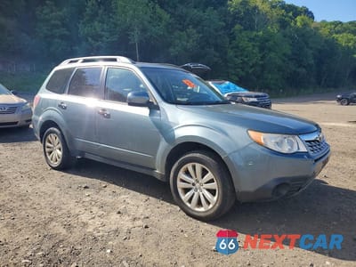 Czwarte zdjęcie samochodu z boku: 2012 SUBARU FORESTER 2.5X PREMIUM VIN:JF2SHADCXCH427012 - miniatura
