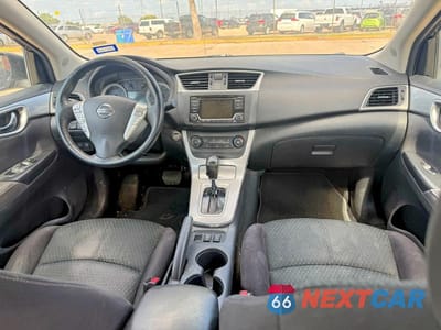 Zdjęcie 9 z 10 samochodu: 2015 NISSAN SENTRA SR VIN:3N1AB7AP5FY354763 - miniatura