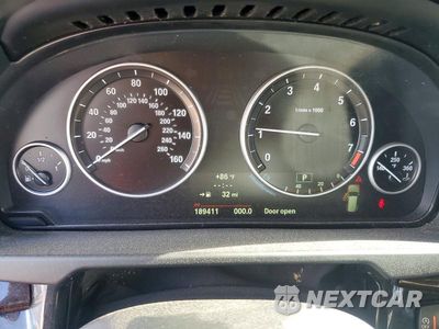 Zdjęcie 9 z 12 samochodu: 2014 BMW X5 XDRIVE35I VIN:5UXKR0C52E0C27155 - miniatura