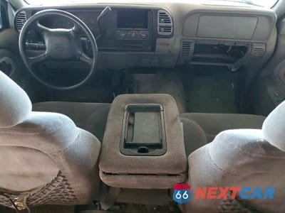 Zdjęcie 8 z 13 samochodu: 1998 CHEVROLET SUBURBAN K1500 VIN:3GNFK16RXWG124160 - miniatura