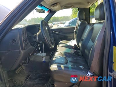 Zdjęcie 7 z 12 samochodu: 2004 CHEVROLET SILVERADO C2500 HEAVY DUTY VIN:1GBHC24U14E379963 - miniatura