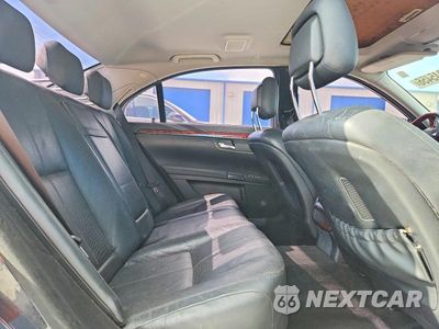 Zdjęcie 10 z 13 samochodu: 2008 MERCEDES-BENZ S 550 VIN:WDDNG71X48A170881 - miniatura