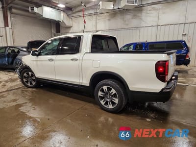Drugie zdjęcie samochodu z przodu: 2017 HONDA RIDGELINE RTL VIN:5FPYK3F78HB002845 - miniatura