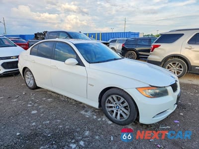 Czwarte zdjęcie samochodu z boku: 2007 BMW 328 I VIN:WBAVA33597KX75890 - miniatura