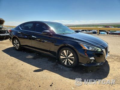 Czwarte zdjęcie samochodu z boku: 2019 NISSAN ALTIMA SV VIN:1N4BL4DV1KC130504 - miniatura