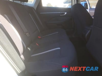 Zdjęcie 10 z 13 samochodu: 2025 HYUNDAI SONATA SEL VIN:KMHL64JAXSA493706 - miniatura
