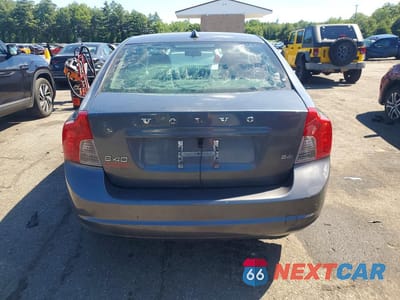 Zdjęcie 6 z 12 samochodu: 2010 VOLVO S40 2.4I VIN:YV1390MS9A2495216 - miniatura