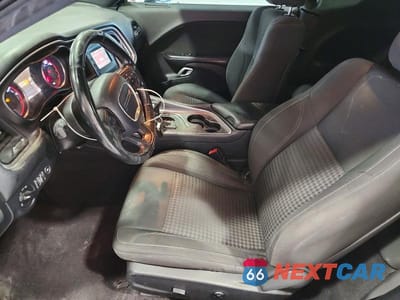 Zdjęcie 7 z 13 samochodu: 2017 DODGE CHALLENGER VIN:2C3CDZAG4HH658949 - miniatura