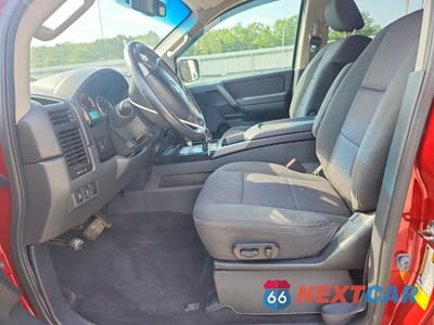 Zdjęcie 7 z 12 samochodu: 2014 NISSAN TITAN SV VIN:1N6BA0EC1EN509921 - miniatura
