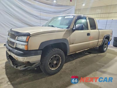 2004 CHEVROLET SILVERADO K1500 2GCEK19V841130493 - główne zdjęcie licytacji z USA - miniatura