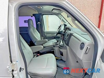 Zdjęcie 12 z 14 samochodu: 2014 FORD ECONOLINE E250 VAN VIN:1FTNE2EW0EDB18825 - miniatura