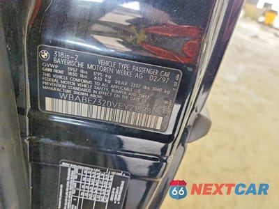 Zdjęcie 13 z 13 samochodu: 1997 BMW 318 IS VIN:WBABE7320VEY21588 - miniatura
