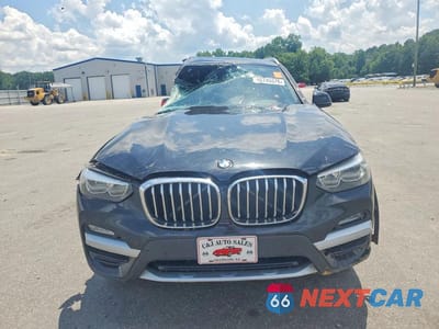 Piąte zdjęcie samochodu w środku: 2018 BMW X3 XDRIVE30I VIN:5UXTR9C52JLD74089 - miniatura