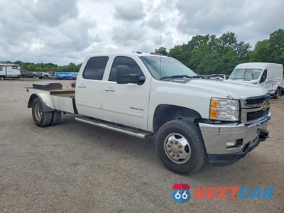 Czwarte zdjęcie samochodu z boku: 2012 CHEVROLET SILVERADO K3500 LTZ VIN:1GC4K1C80CF169651 - miniatura
