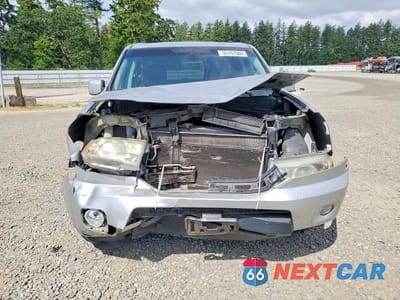 Piąte zdjęcie samochodu w środku: 2011 HONDA PILOT EXL VIN:5FNYF4H61BB002068 - miniatura