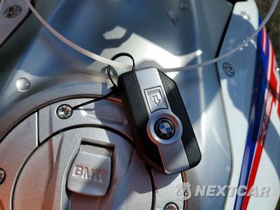 Zdjęcie 8 z 9 samochodu: 2020 BMW R 1250 R VIN:WB10J7300LZG69788 - miniatura