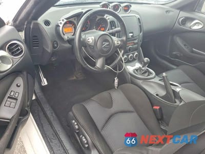 Zdjęcie 8 z 12 samochodu: 2009 NISSAN 370Z BASE VIN:JN1AZ44E99M410408 - miniatura
