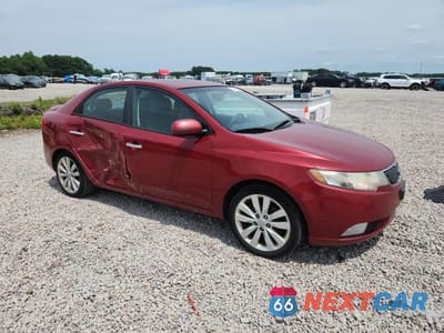 Czwarte zdjęcie samochodu z boku: 2011 KIA FORTE SX VIN:KNAFW4A31B5397696 - miniatura