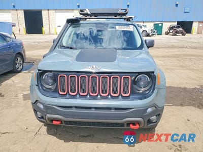 Piąte zdjęcie samochodu w środku: 2016 JEEP RENEGADE TRAILHAWK VIN:ZACCJBCTXGPD92775 - miniatura