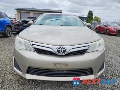 Piąte zdjęcie samochodu w środku: 2013 TOYOTA CAMRY L VIN:4T4BF1FK8DR334928 - miniatura