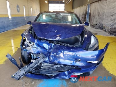 Piąte zdjęcie samochodu w środku: 2018 TESLA MODEL 3 VIN:5YJ3E1EA4JF154140 - miniatura