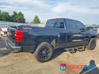 Trzecie zdjęcie samochodu z tyłu: 2016 CHEVROLET SILVERADO K1500 LT VIN:1GCVKREC7GZ340274 - miniatura