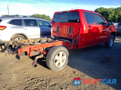 Trzecie zdjęcie samochodu z tyłu: 2019 CHEVROLET SILVERADO K1500 CUSTOM VIN:3GCPYBEH4KG222072 - miniatura