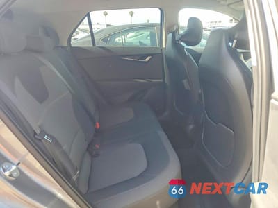 Zdjęcie 10 z 12 samochodu: 2026 KIA NIRO LX VIN:KNDCP3LE8T5344507 - miniatura