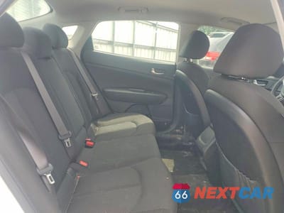 Zdjęcie 10 z 12 samochodu: 2016 KIA OPTIMA LX VIN:KNAGT4L3XG5106386 - miniatura