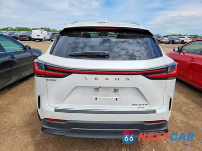 Zdjęcie 6 z 12 samochodu: 2022 LEXUS NX 350H VIN:JTJAKCEZ3N5001156 - miniatura