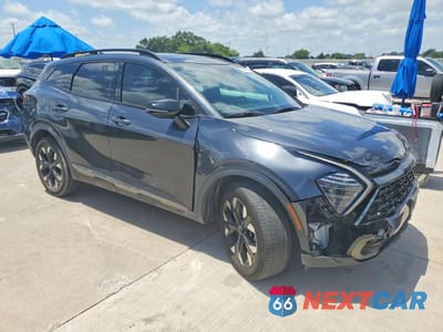 Czwarte zdjęcie samochodu z boku: 2024 KIA SPORTAGE X LINE VIN:5XYK6CDF5RG190439 - miniatura