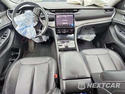 Zdjęcie 8 z 13 samochodu: 2023 JEEP GRAND CHEROKEE L LIMITED VIN:1C4RJKBG3P8858391 - miniatura
