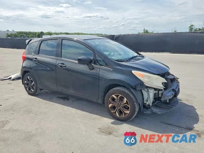 Czwarte zdjęcie samochodu z boku: 2015 NISSAN VERSA NOTE SV VIN:3N1CE2CP6FL364845 - miniatura