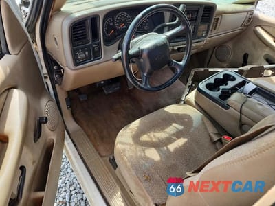 Zdjęcie 8 z 13 samochodu: 2001 CHEVROLET SILVERADO C1500 VIN:1GCEC14W51Z174516 - miniatura