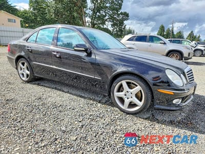 Czwarte zdjęcie samochodu z boku: 2009 MERCEDES-BENZ E 350 4MATIC VIN:WDBUF87X19B385893 - miniatura