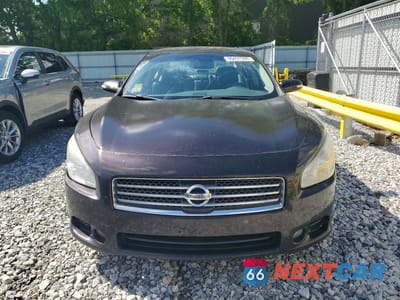 Piąte zdjęcie samochodu w środku: 2011 NISSAN MAXIMA 3.5 S VIN:1N4AA5AP4BC826156 - miniatura
