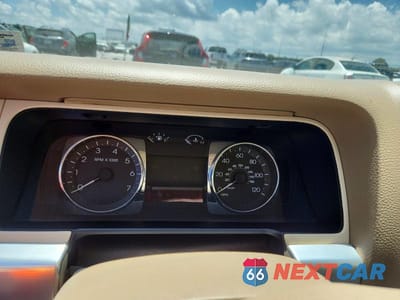 Zdjęcie 9 z 12 samochodu: 2009 LINCOLN MKZ VIN:3LNHM26T49R635929 - miniatura