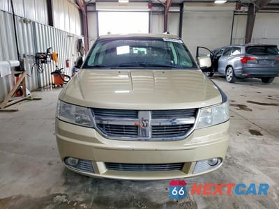 Piąte zdjęcie samochodu w środku: 2010 DODGE JOURNEY SXT VIN:3D4PH5FV8AT109501 - miniatura