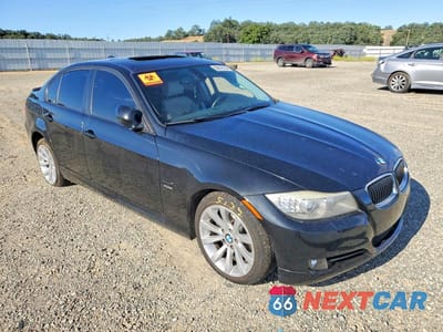 Czwarte zdjęcie samochodu z boku: 2011 BMW 328 XI SULEV VIN:WBAPK5C5XBA661249 - miniatura