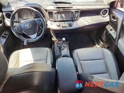 Zdjęcie 8 z 13 samochodu: 2017 TOYOTA RAV4 PLATINUM VIN:2T3DFREV2HW542989 - miniatura