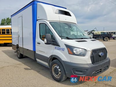 Czwarte zdjęcie samochodu z boku: 2022 FORD TRANSIT DELIVERY TRUCK VIN:1FDBW5Z87NKA39902 - miniatura